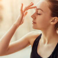 Le yoga des yeux : comment rééduquer et préserver sa vue grâce au yoga des yeux